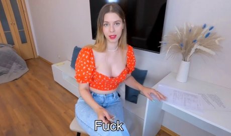 Шёл к корешу писать рэп — а вставил член в жопу его мамашке! Милфа обучает не только картам, но и траху!