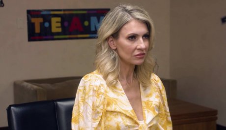 Ректор жалуется на сына, а мамочка раздвигает ноги ради его места в универе!