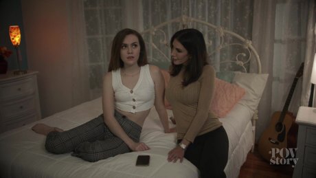 Семейный мастер-класс: мачеха учит сводную сестру, как обслуживать большой хуй брата! Порнуха с русской озвучкой!